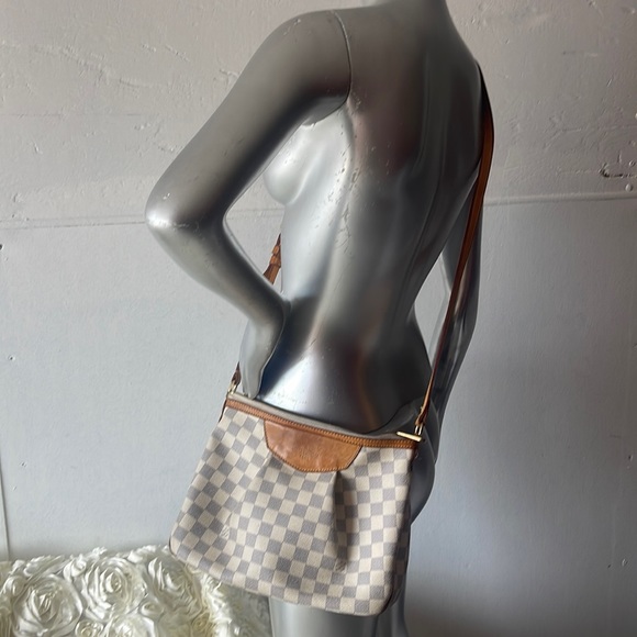 Louis Vuitton Handbags - Auth Louis Vuitton Damier Azur Siracusa PM Shoulder Cross Bag